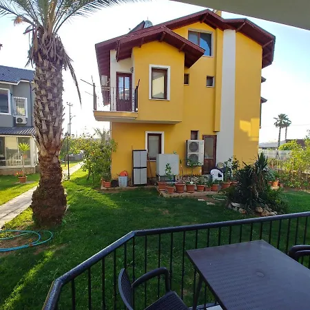 Yali Aparthotel *