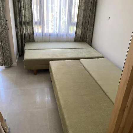 Yali Aparthotel *
