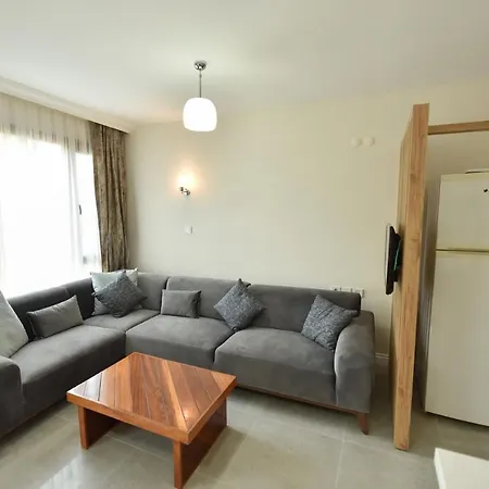 Aparthotel Yali *